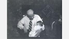 Beshara Shehdan With His Grandchild